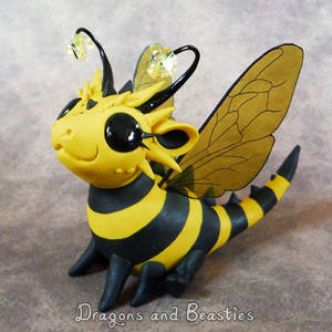 Sculptober: Bug by DragonsAndBeasties Sculptober: Bug by DragonsAndBeasties
