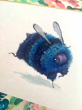 Galaxy Bee by camilladerrico