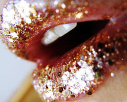 Gold lion by naked-in-the-rain