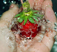 Fresh Splash by naked-in-the-rain