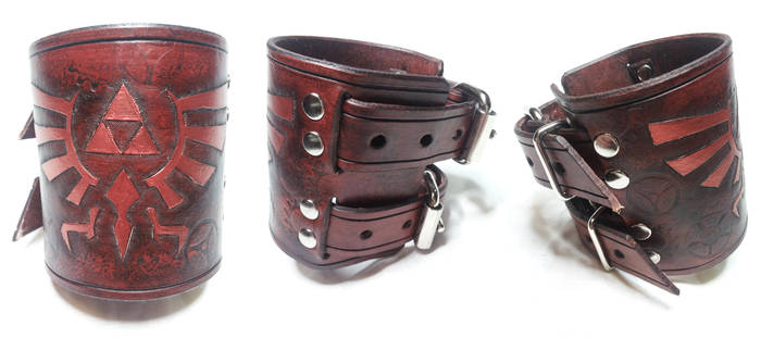 Steampunk Legend of Zelda Bracelet / Wrist Cuff by deadlanceSteamworks