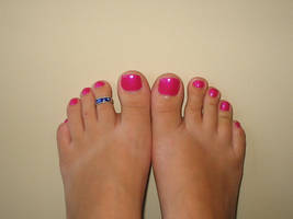 Toes by Ba8y6irl-Stock