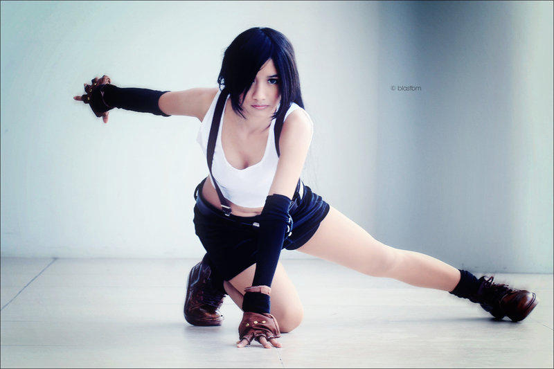 trademark pose: Tifa Lockhart by ianneDREAMER