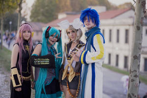 Sun shines on us by Lexine90