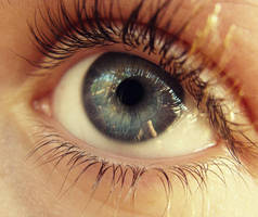 look into my eye. by nikara4