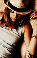 gold digger by maureeza