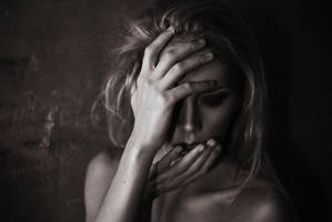 v a c u u m by elle-cannelle