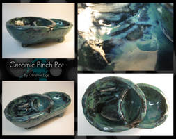 Double Pinch Pot by Christine-Eige