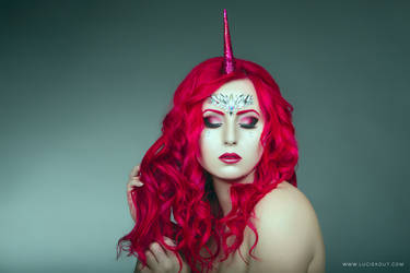 Unicorn 2019 II by luciekout