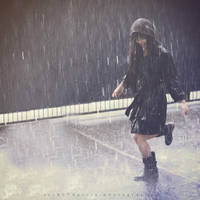 22 : Rain by ilovestrawberries