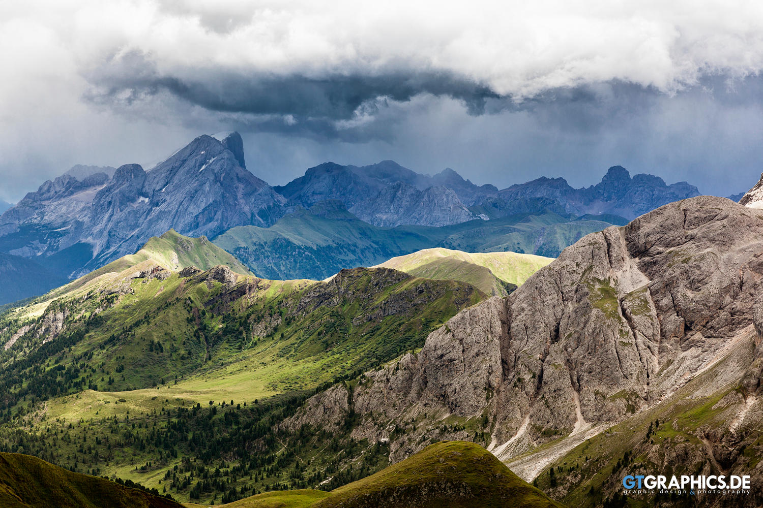 Storm Colors by TobiasRoetsch