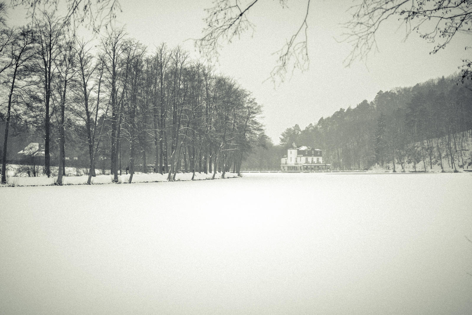 Le lac de Warfaaz by eVolutionZ