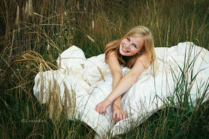 Her little fairytale by ByLaauraa