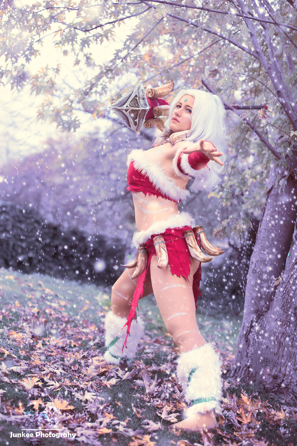 Nidalee Snow bunny cosplay by Aure-magik