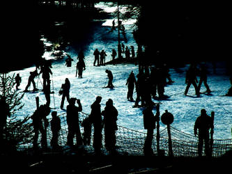 A ski slope by yelloo