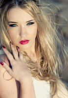 Eyes Like Ice by Piddling