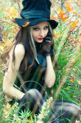 Christmas Elf by Piddling