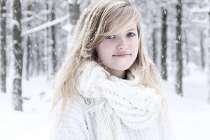 White Queen . by Mariehoene