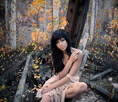 Sonya - autumn by photoport