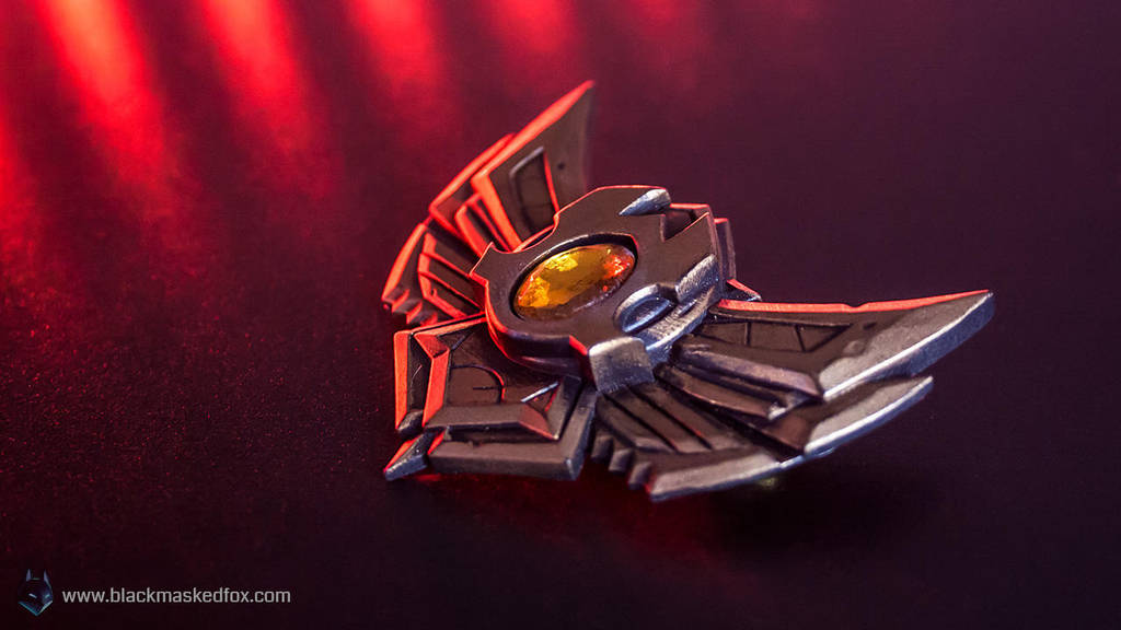 League of Legends Bronze Badge Pin by blackmaskedfox