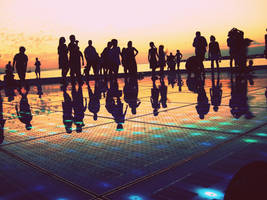 Greetings to the sun by TurquoiseGrrrl