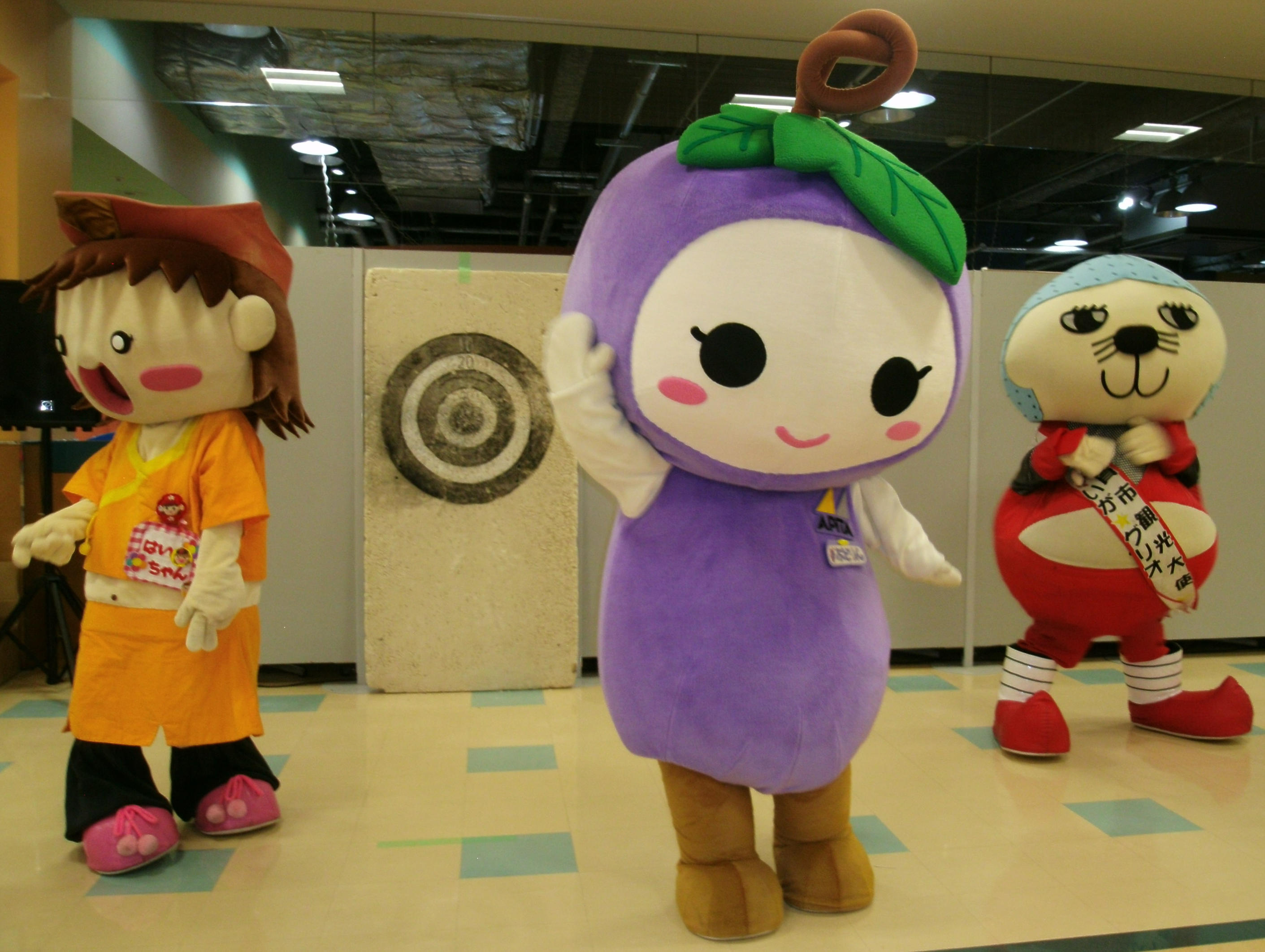Haiku-chan and Budorin and Iga Gurio 3 by yellowmocha