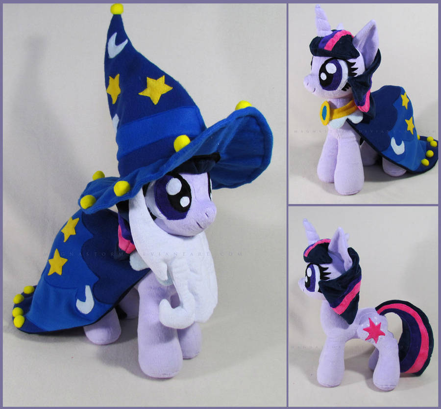 Twilight as starswirl the bearded by MagnaStorm