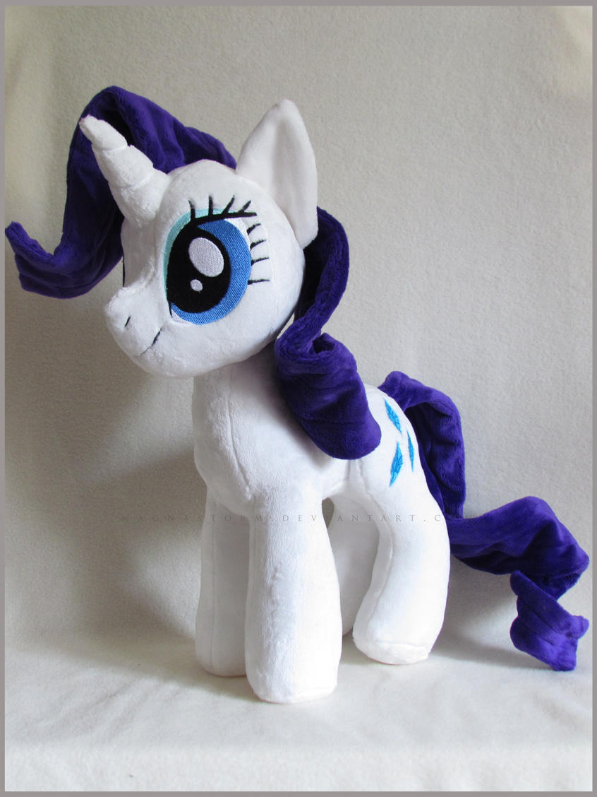 Rarity by MagnaStorm