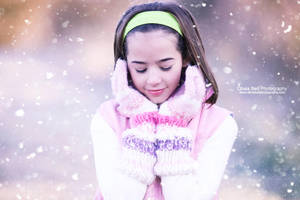 Snow White - Day 113 by escaped-emotions