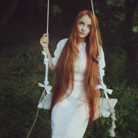 White swing by anyaanti