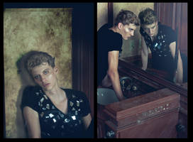 strange hours5 by robinpika