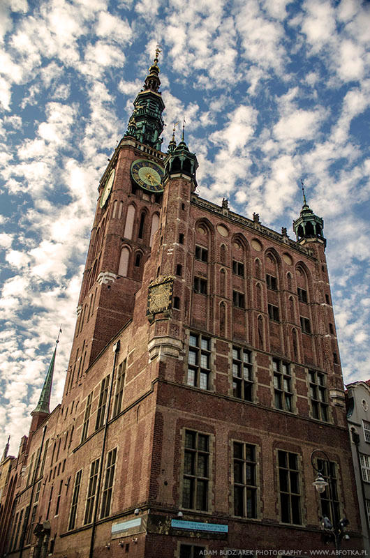 Main Town Hall in Gdansk by parsek76