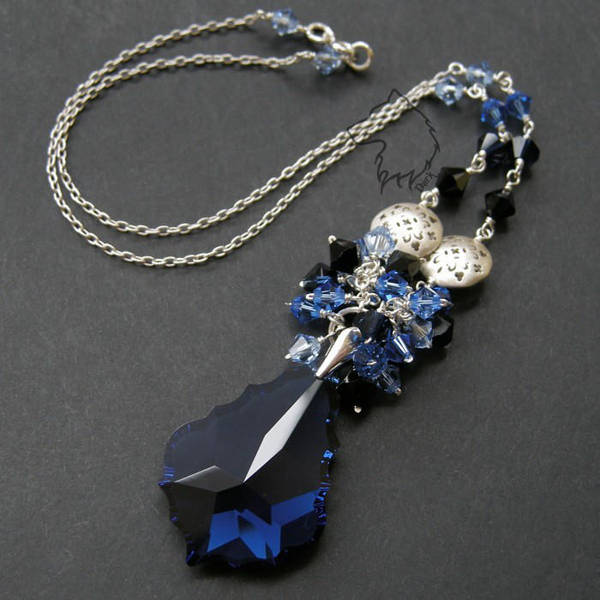 Winter Queen necklace by Dark-Lioncourt