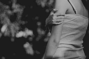 nobody home. by deeanabb