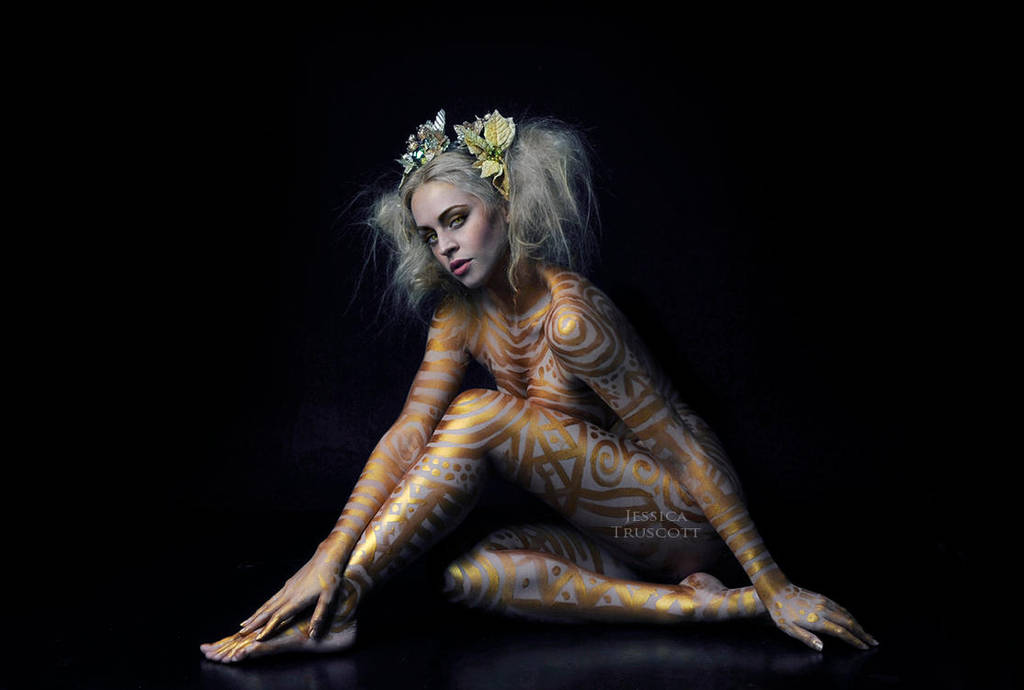 Moura by fae-photography