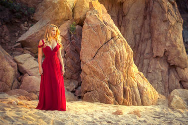 Warm colours of Sardinia (me modeling) by gestiefeltekatze