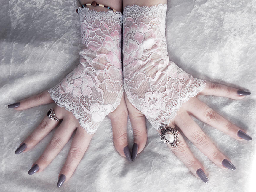 Anemonella Lace Fingerless Gloves by ZenAndCoffee
