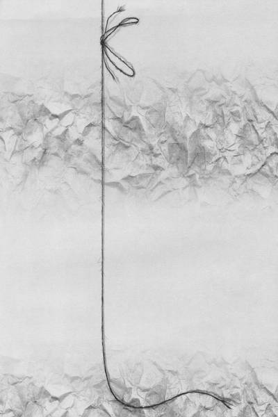 Fangedfem string and paper by PrintsForLit