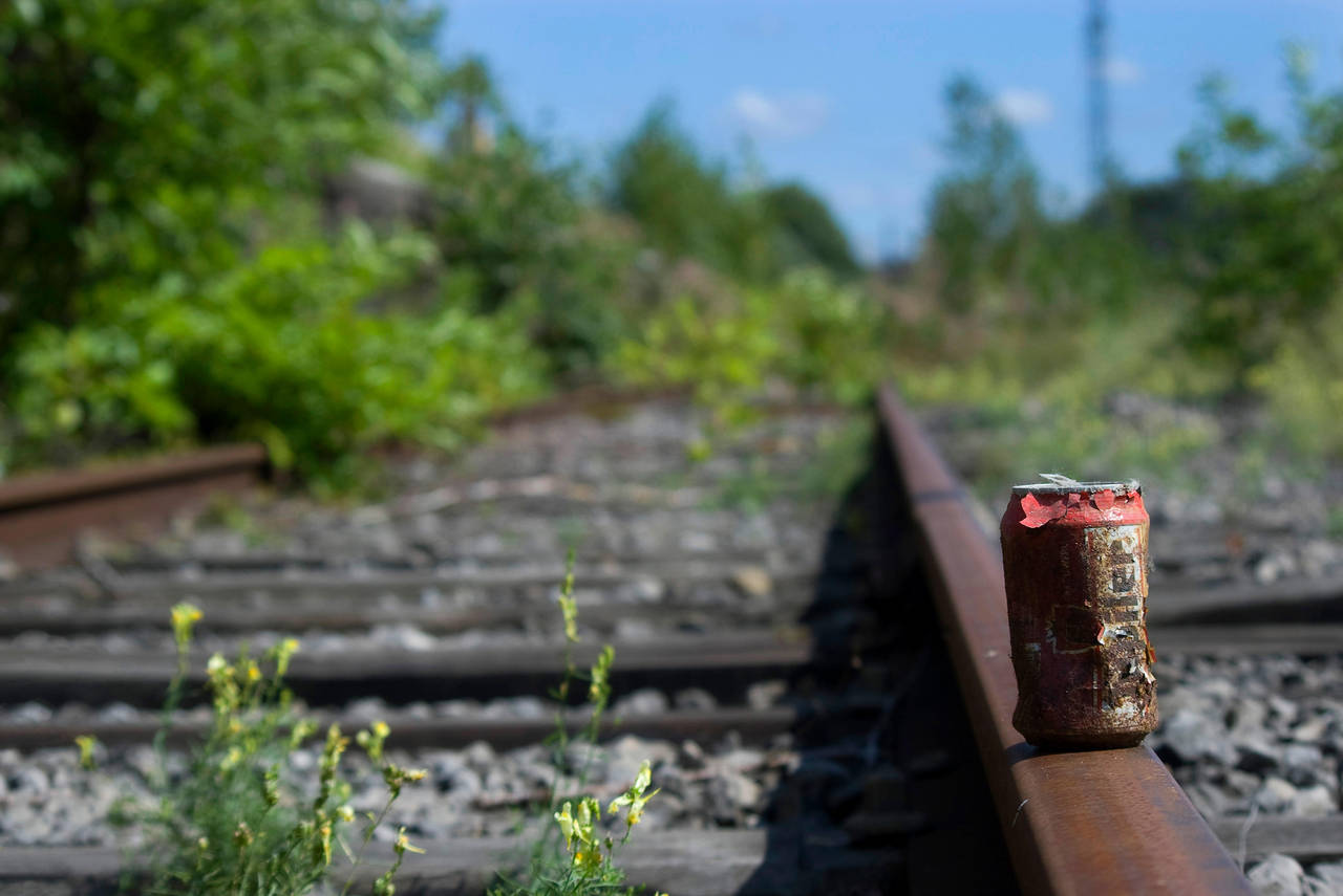 Can on a track by foxblock