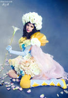 Snow-white Rose by Rei-Doll