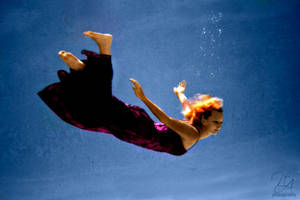 Underwater Goddess by Burnouthappy