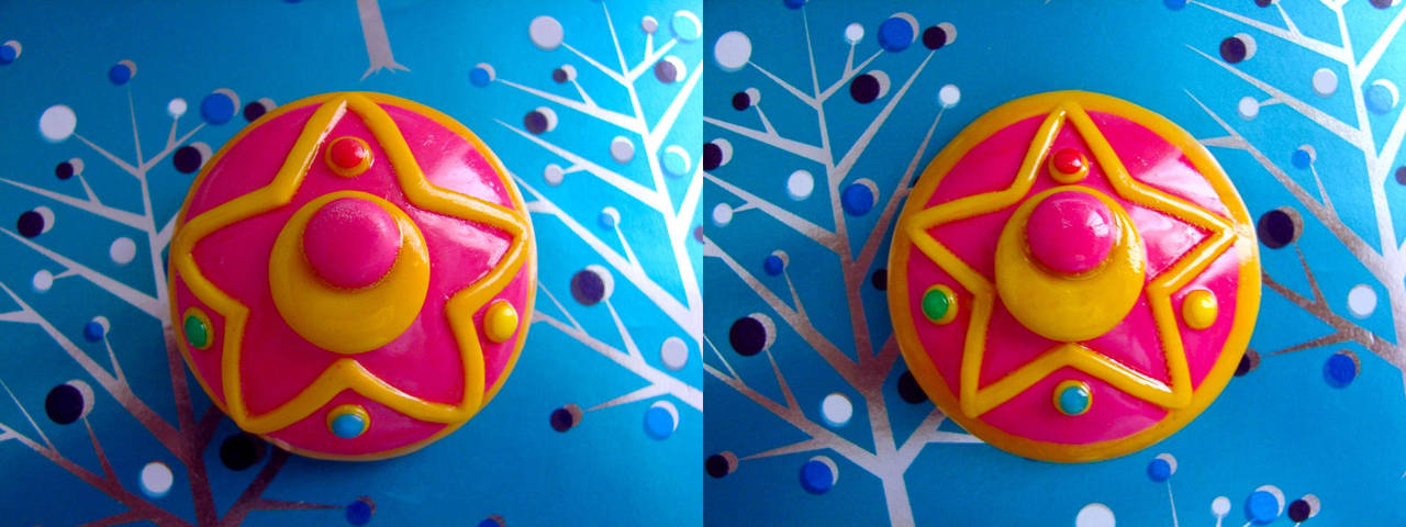 sailor moon R brooch by clefchan