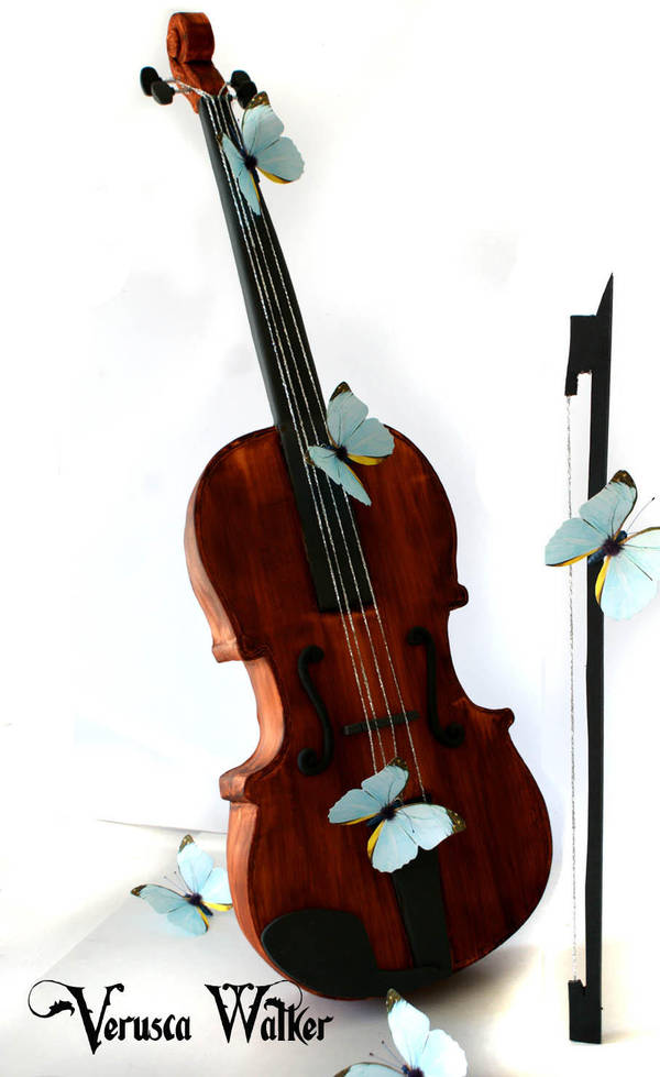 3D Violin Cake (Original Version) by Verusca