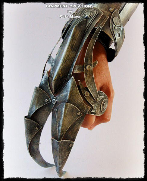 Steampunk Claw Hand by Diarment