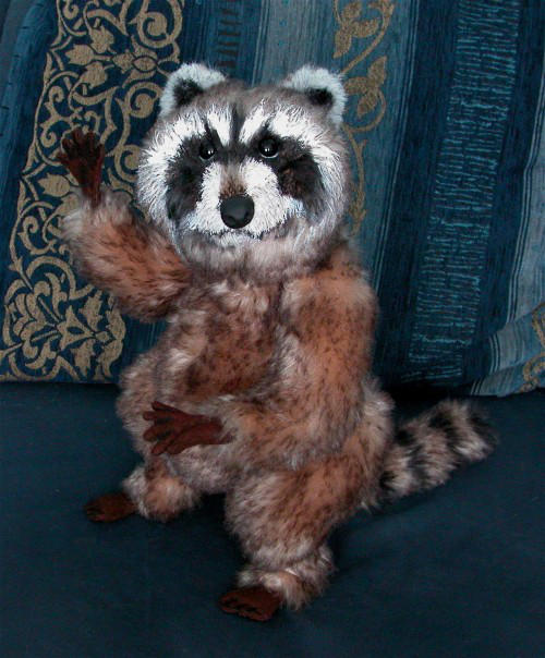 Zorro - the Racoon by Vulkanette