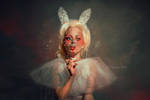 Hold this moment by cunene