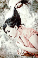 About to break by Armarioneta