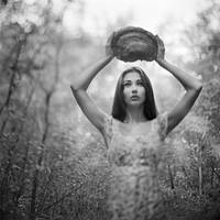 Mushroom_Queen by anticuus