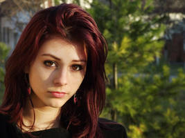 Serious Andreea by crissandy