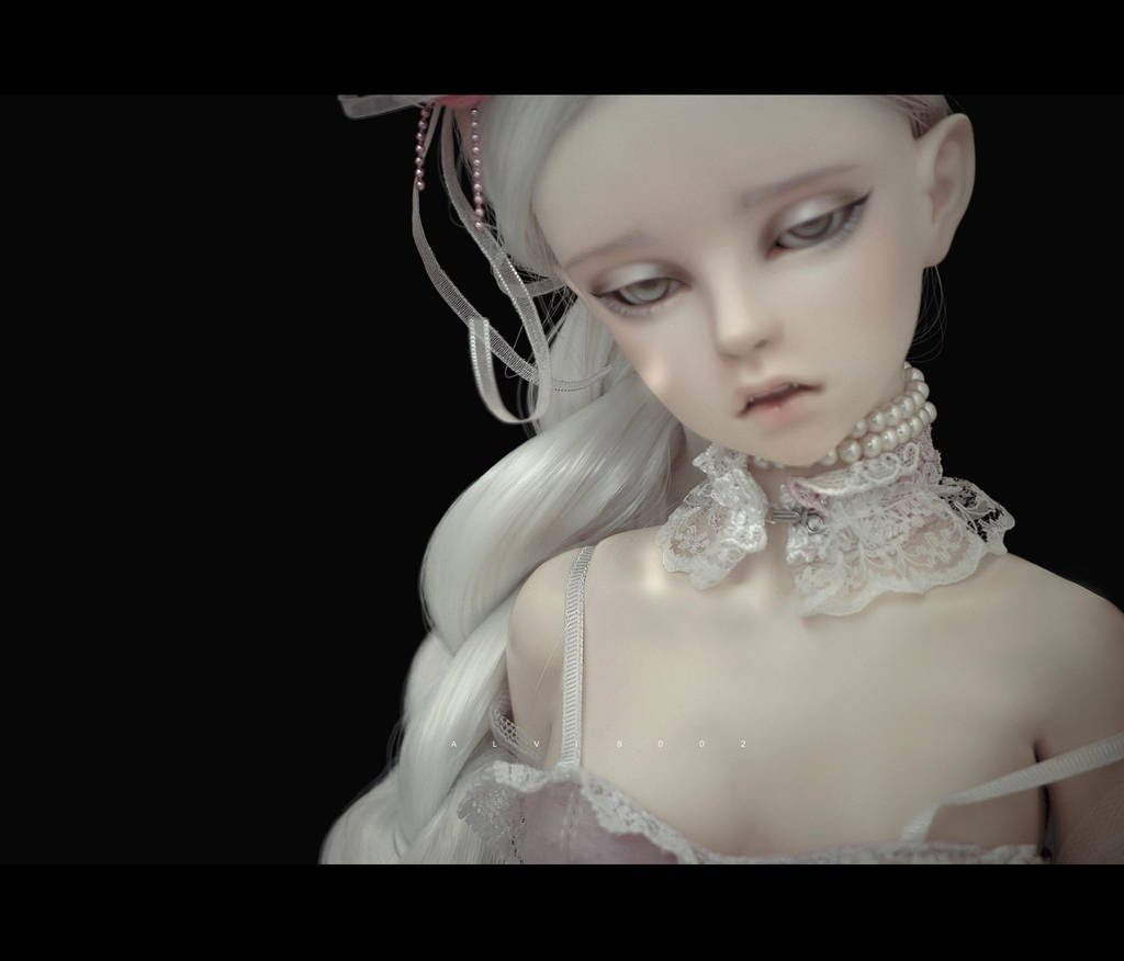 P r i m a D o n n a . by alvis002